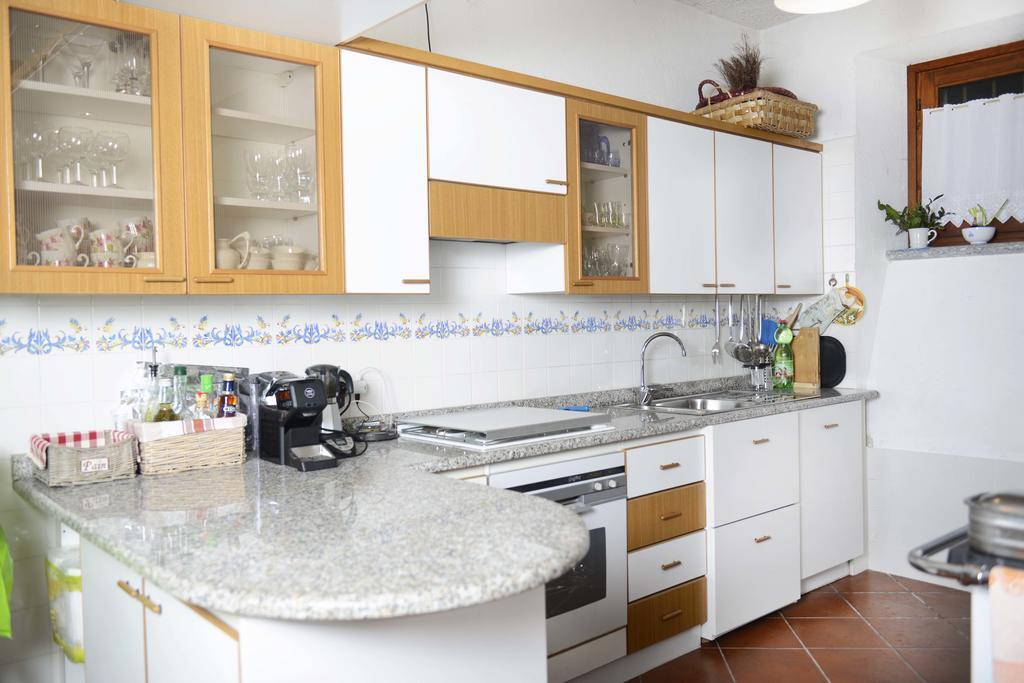 Villa Pinetina B&B Lasnigo Eksteriør billede