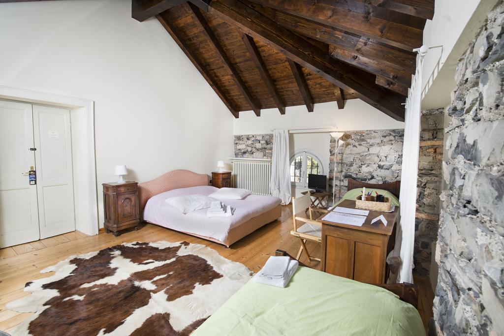 Villa Pinetina B&B Lasnigo Eksteriør billede