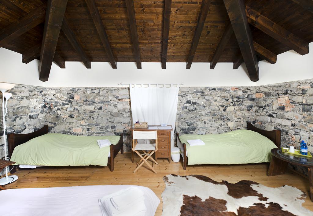 Villa Pinetina B&B Lasnigo Eksteriør billede
